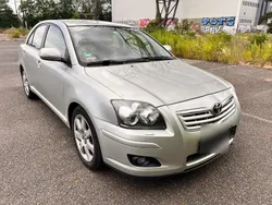 Silber Gebraucht 2006 Toyota Avensis Limousine | 2.399 €