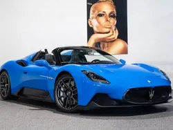 Blau Gebraucht 2023 Maserati Spyder Cabrio | 325.500 €
