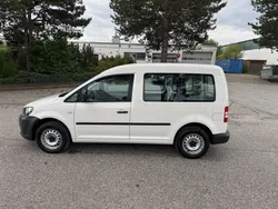 Weiß Gebraucht 2013 VW Caddy Van / Kleinbus | 7.499 € (Guter Preis)