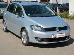 Reflexsilber (metallic) Gebraucht 2013 VW Golf Plus Cross Match Van / Kleinbus | 7.850 € (Fairer Preis)
