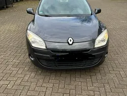 Schwarz Gebraucht 2011 Renault Mégane GrandTour Kombi | 3.400 € (Fairer Preis)