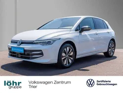 Oryxweiß perlmutteffekt Gebraucht 2024 VW Golf VIII Goal Limousine | 28.560 € (Superpreis)