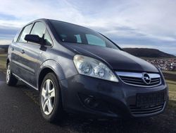 Grau Gebraucht 2009 Opel Zafira Innovation Van / Kleinbus | 1.650 € (Superpreis)