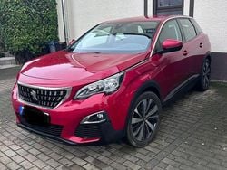 Rot Gebraucht 2019 Peugeot 3008 Active SUV | 12.900 € (Superpreis)