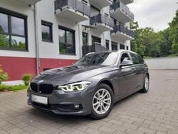 Grau Gebraucht 2016 BMW 320 Kombi | 11.111 € (Superpreis)