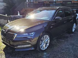 Braun Gebraucht 2021 Skoda Superb Kombi | 29.000 € (Etwas zu teuer)