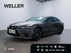 Grau Gebraucht 2024 Lexus LS500h E-FOUR Luxury Line Limousine | 92.980 €