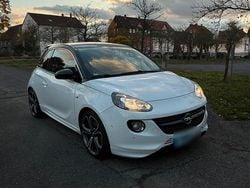 Weiß Gebraucht 2015 Opel Adam S Kleinwagen | 11.690 € (Etwas zu teuer)