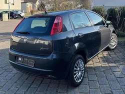 Grau Gebraucht 2008 Fiat Grande Punto Kleinwagen | 3.500 € (Fairer Preis)