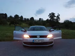 Grau Gebraucht 2012 VW Jetta Trendline Limousine | 4.600 € (Guter Preis)