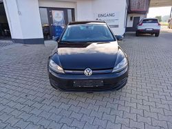 Schwarz Gebraucht 2015 VW Golf VII Limousine | 10.400 € (Etwas zu teuer)