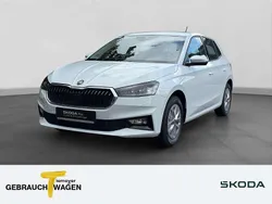 Moonweiss metallic Neu 2025 Skoda Fabia Selection Limousine | 21.490 € (Guter Preis)