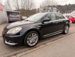 Schwarz Gebraucht 2010 Suzuki Kizashi Sport Limousine | 5.489 € (Fairer Preis)