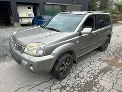 Silber Gebraucht 2005 Nissan X-Trail Comfort SUV | 1.899 € (Fairer Preis)