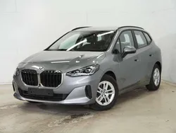 Grau Gebraucht 2024 BMW 218 Van / Kleinbus | 26.490 € (Superpreis)