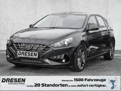 Grau Gebraucht 2022 Hyundai i30 Trend Limousine | 18.490 € (Fairer Preis)