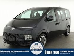 Moonlight blue / mic Gebraucht 2022 Hyundai Staria Premium Van / Kleinbus | 37.495 € (Guter Preis)