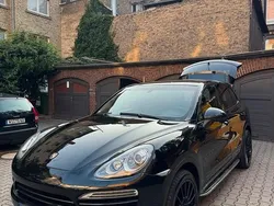 Schwarz Gebraucht 2011 Porsche Cayenne SUV | 20.500 € (Etwas zu teuer)