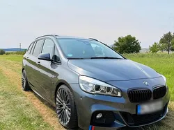 Grau Gebraucht 2017 BMW 220 M Sport Kombi | 22.700 € (Teuer)