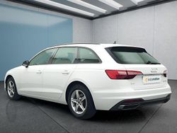 Weiß Gebraucht 2022 Audi A4 Kombi | 25.499 € (Guter Preis)