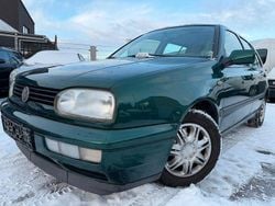 Grün Gebraucht 1997 VW Golf Limousine | 590 € (Superpreis)