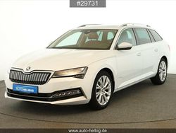 Weiß Gebraucht 2022 Skoda Superb Style Kombi | 23.490 € (Fairer Preis)