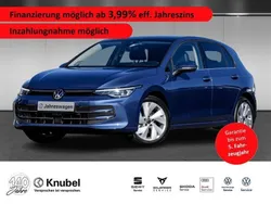 Blau Gebraucht 2024 VW Golf VIII Style Limousine | 33.890 € (Teuer)