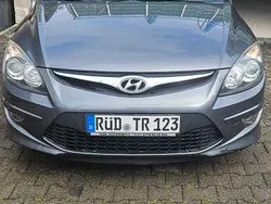 Grau Gebraucht 2011 Hyundai i30 Classic Limousine | 2.800 € (Guter Preis)