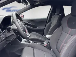 Schwarz Gebraucht 2024 Hyundai i30 Edition Limousine | 17.900 € (Guter Preis)