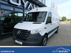 Arktikweiss Gebraucht 2021 Mercedes E-Sprinter Van | 24.950 €