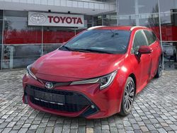 Emotional red 2 Gebraucht 2022 Toyota Corolla Team Kombi | 22.990 € (Fairer Preis)
