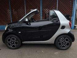 Schwarz Gebraucht 2019 Smart ForTwo Cabrio Cabrio | 15.000 € (Fairer Preis)