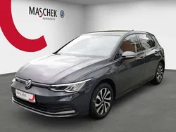 Uranograu Gebraucht 2022 VW Golf VIII Active Limousine | 20.440 € (Guter Preis)