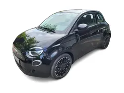 Schwarz Gebraucht 2022 Fiat 500e Icon Limousine | 18.990 € (Fairer Preis)