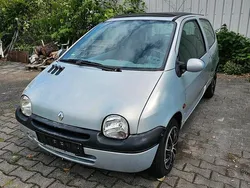 Silber Gebraucht 2002 Renault Twingo Kleinwagen | 1.350 € (Fairer Preis)