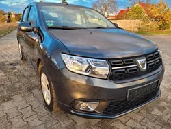 Grau Gebraucht 2018 Dacia Sandero Comfort Kleinwagen | 7.470 € (Guter Preis)