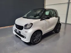 Moon white (matt) Gebraucht 2019 Smart ForTwo Coupé Brabus Kleinwagen | 16.950 € (Fairer Preis)
