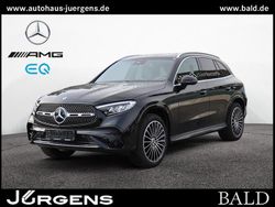 Schwarz black Gebraucht 2024 Mercedes GLC300e AMG SUV | 60.490 € (Fairer Preis)