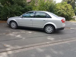 Silber Gebraucht 2002 Audi A4 Limousine | 850 € (Fairer Preis)