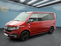 Rot Gebraucht 2023 VW California California Van | 70.199 € (Teuer)