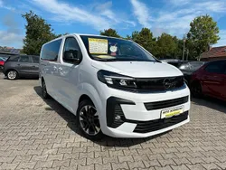 Weiß Gebraucht 2024 Opel Zafira Life Van | 35.950 € (Superpreis)