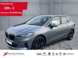 Skyscraper grau metallic Gebraucht 2024 BMW 220 Active Tourer Sport Line Van / Kleinbus | 29.330 € (Guter Preis)
