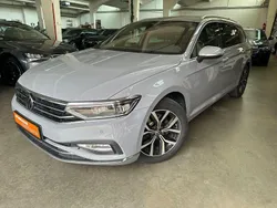Grau Gebraucht 2023 VW Passat Elegance Kombi | 22.680 €