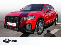 Rot Gebraucht 2024 Audi Q2 S-Line SUV | 35.590 € (Teuer)