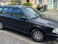 Schwarz Gebraucht 2007 Skoda Octavia Tour Kombi | 1.200 € (Guter Preis)
