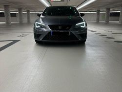 Grau Gebraucht 2015 Cupra Leon Coupé | 16.700 € (Guter Preis)