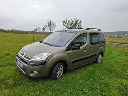 Braun Gebraucht 2013 Citroën Berlingo Van / Kleinbus | 5.500 € (Fairer Preis)