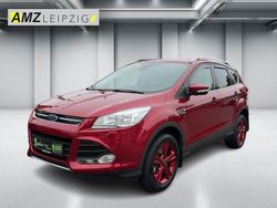 Rubyrot (metallic) Gebraucht 2016 Ford Kuga Titanium SUV | 13.490 € (Guter Preis)