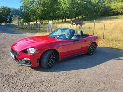 Rot Gebraucht 2017 Fiat 124 Spider Abarth Cabrio | 33.500 €