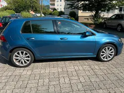 Blau Gebraucht 2016 VW Golf VII Limousine | 12.500 € (Fairer Preis)